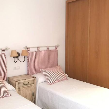 Apartamento Primera Linea De Playa Финистере Екстериор снимка